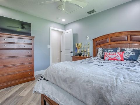 Tiny photo for 111 Cardinal Lane, Eustis, FL 32726 (MLS # G5109605)