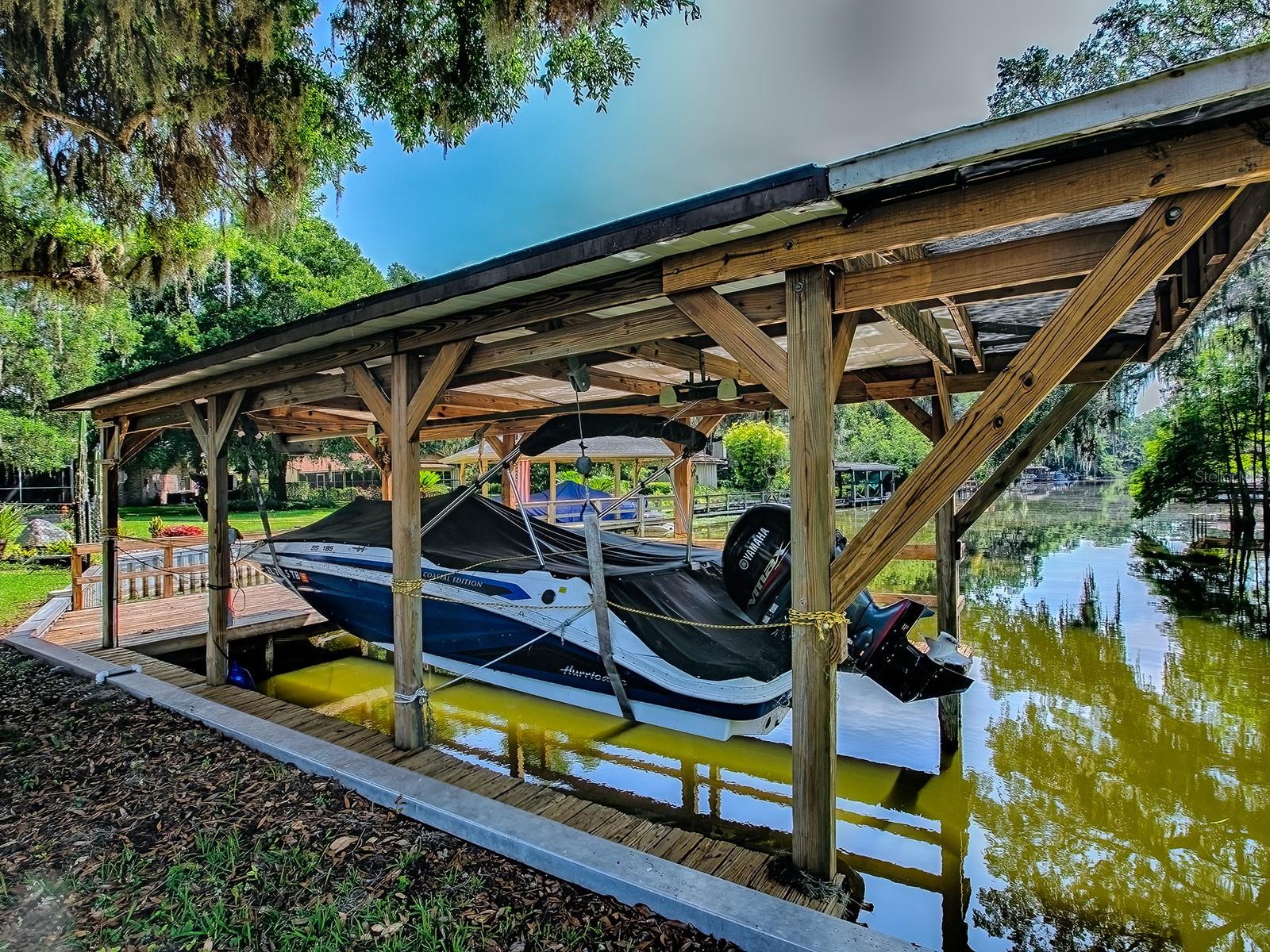 TROPICAL SHORES SUB - Residential