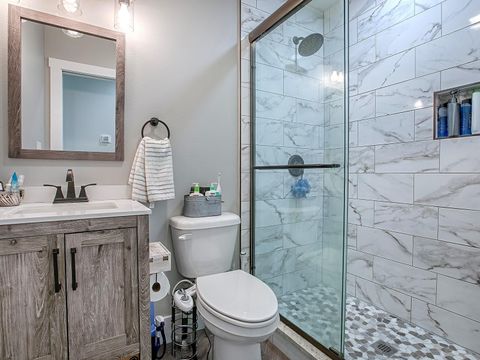 Tiny photo for 111 Cardinal Lane, Eustis, FL 32726 (MLS # G5109605)