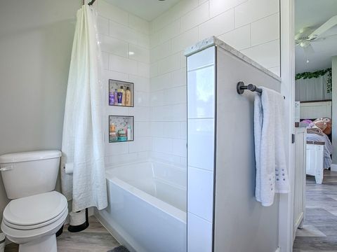 Tiny photo for 111 Cardinal Lane, Eustis, FL 32726 (MLS # G5109605)