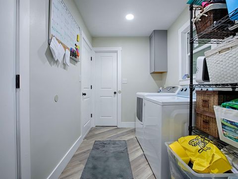 Tiny photo for 111 Cardinal Lane, Eustis, FL 32726 (MLS # G5109605)