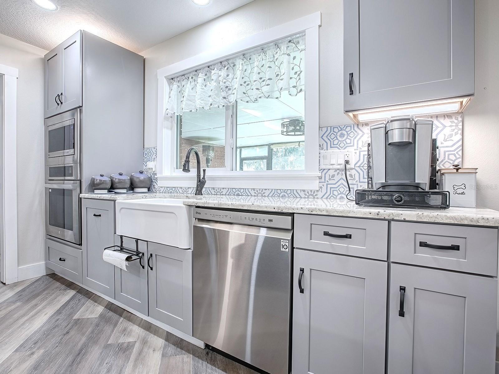 TROPICAL SHORES SUB - Residential