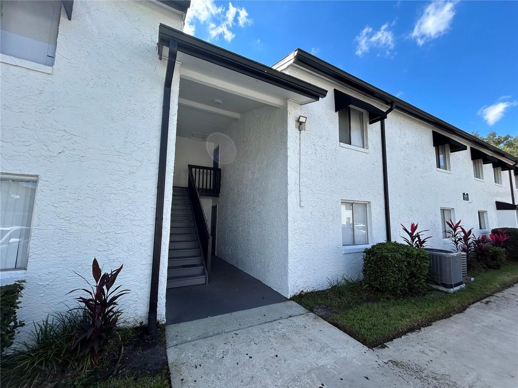 Photo of 4401 S Semoran Boulevard #4, Orlando, FL 32822 (MLS # O6449803)