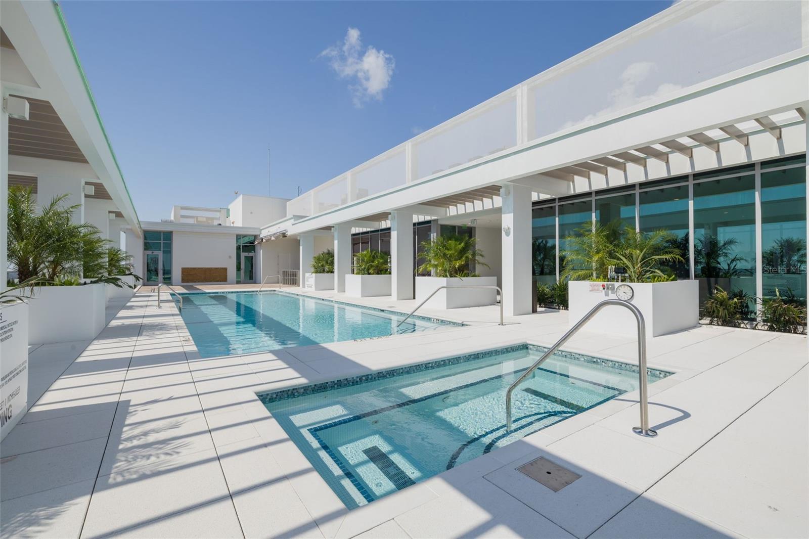 REFLECTION CONDO - Residential Lease