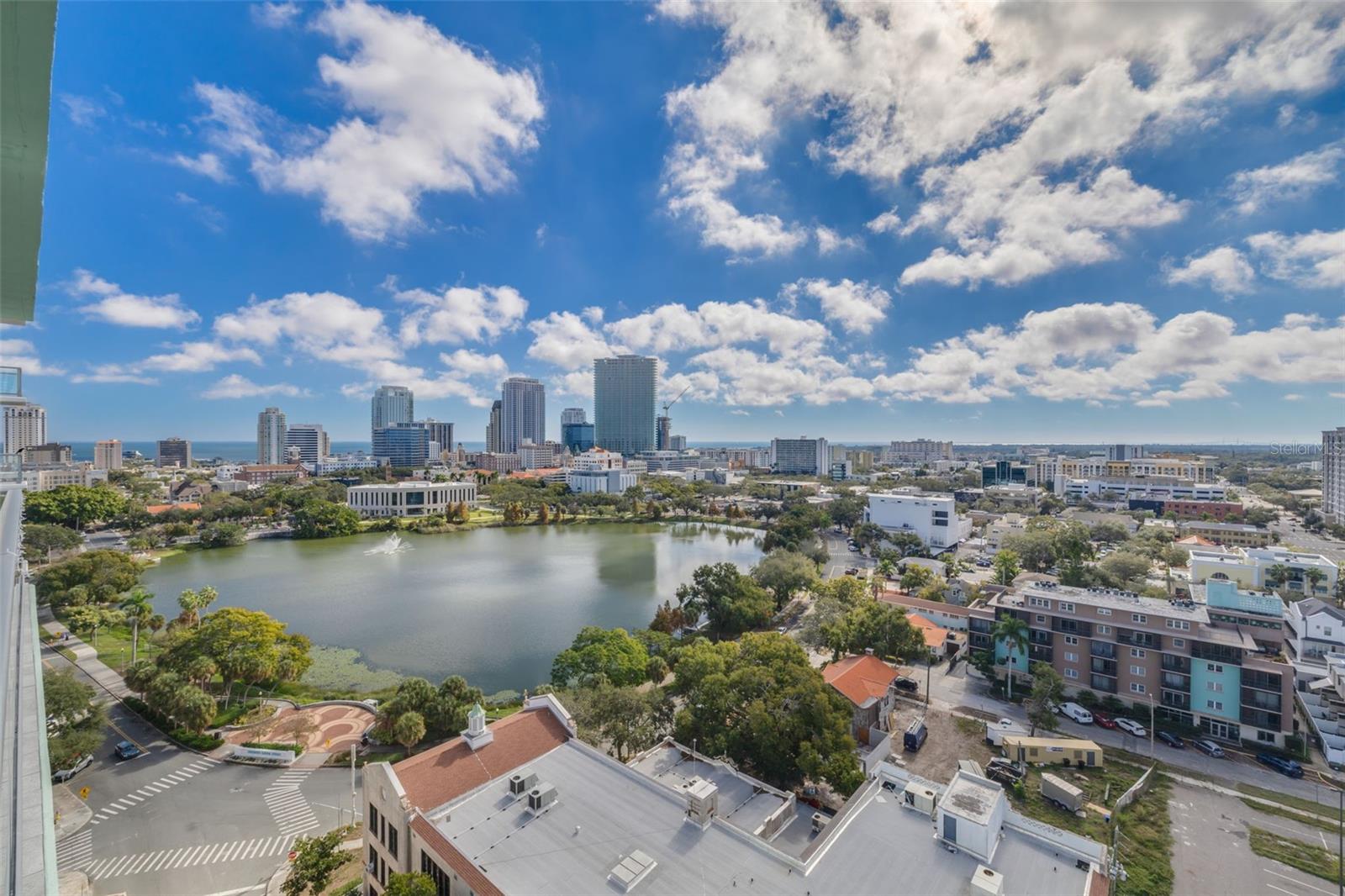 REFLECTION CONDO - Residential Lease