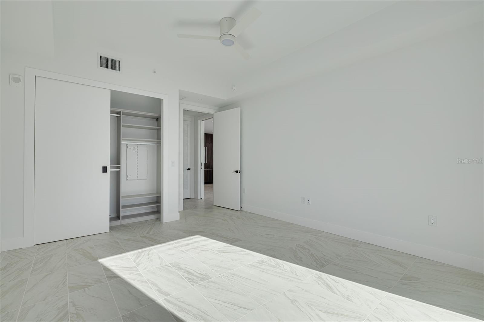 REFLECTION CONDO - Residential Lease