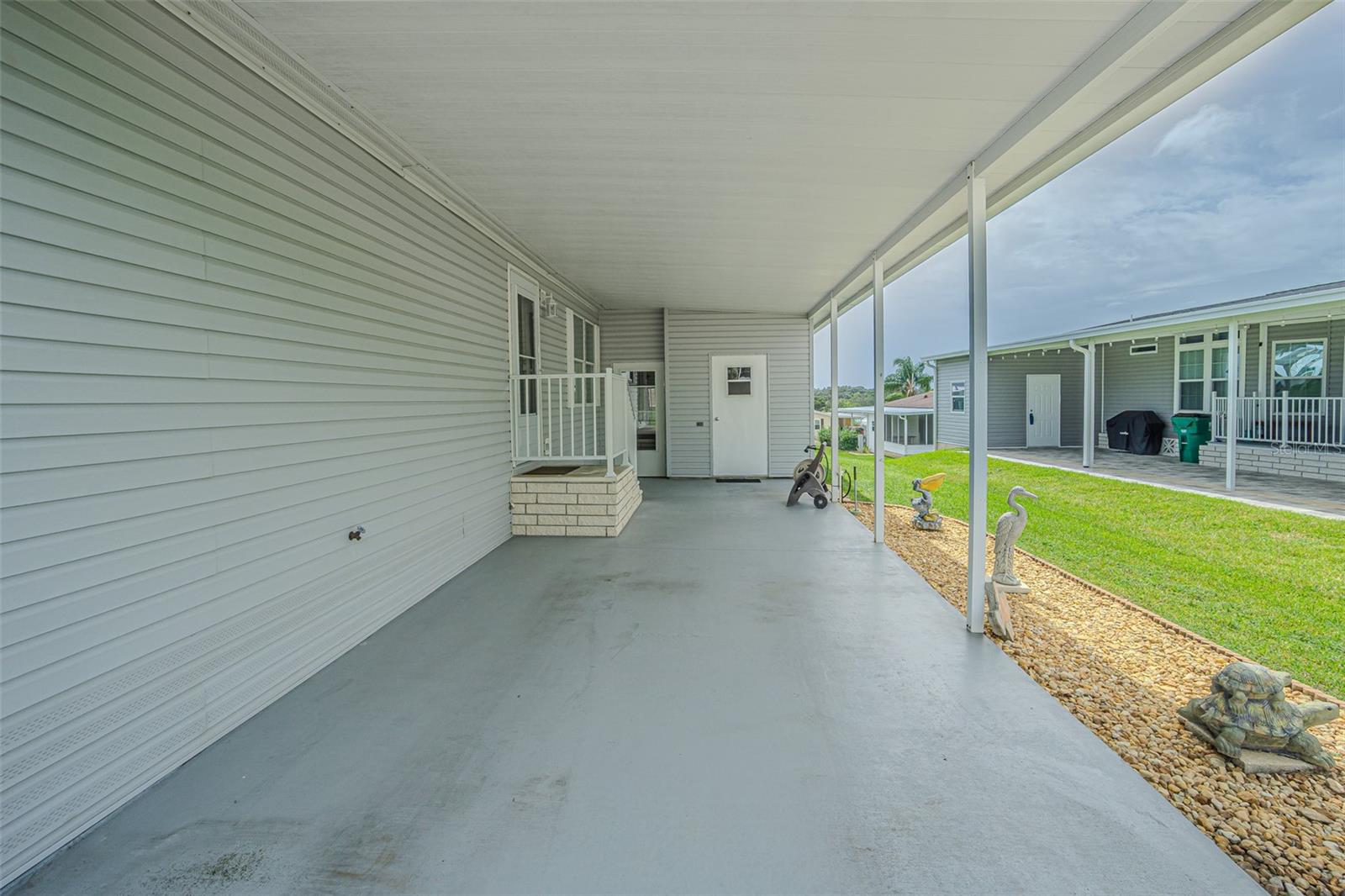 GRAND HORIZONS - Residential