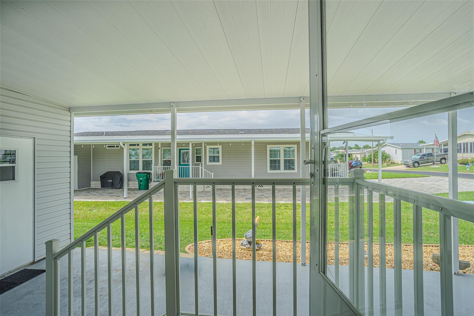 GRAND HORIZONS - Residential