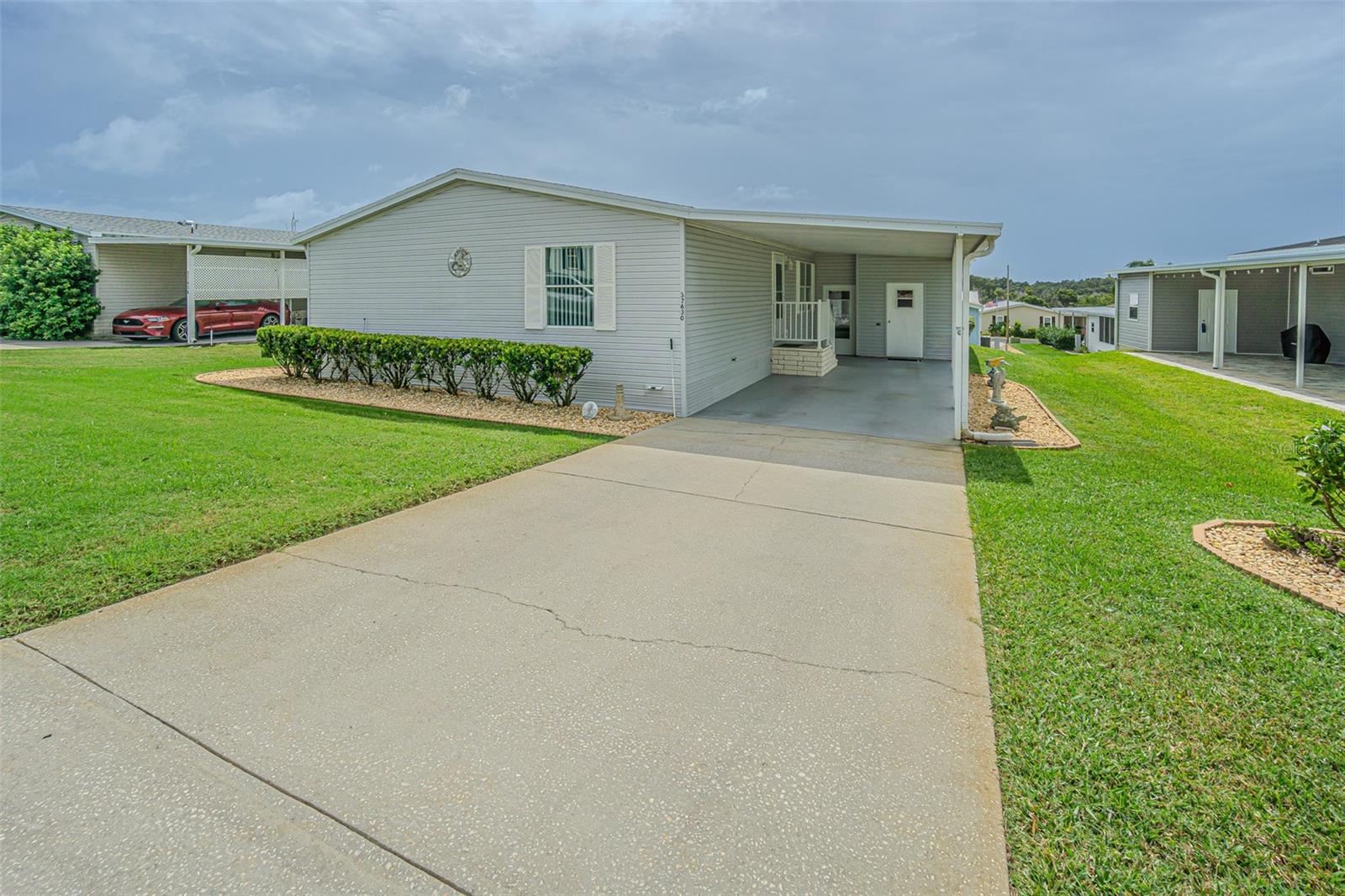 GRAND HORIZONS - Residential