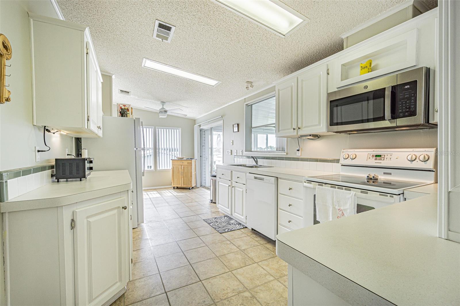 GRAND HORIZONS - Residential