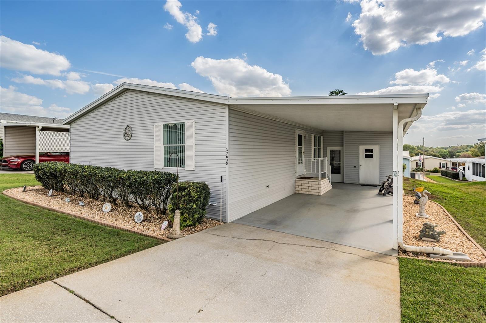 GRAND HORIZONS - Residential
