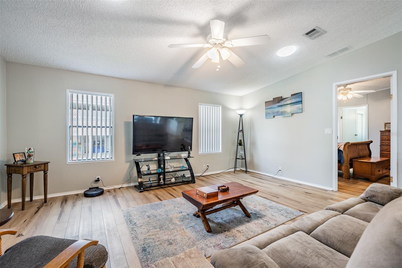 GRAND HORIZONS - Residential