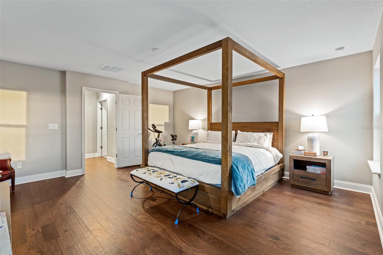 SOMERSET - Residential