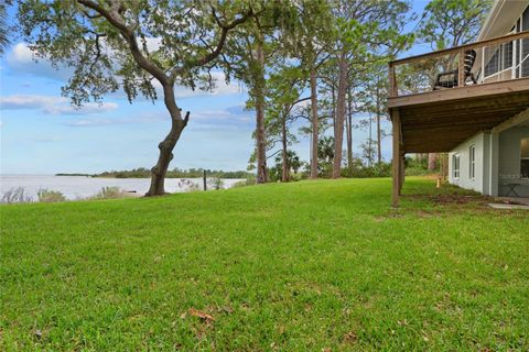 A home in CEDAR KEY