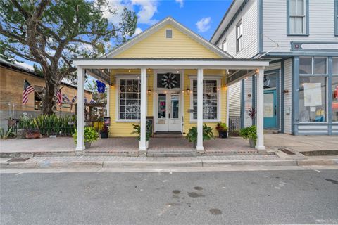 A home in CEDAR KEY