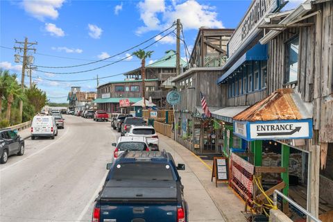 A home in CEDAR KEY