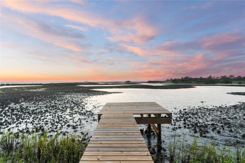 A home in CEDAR KEY