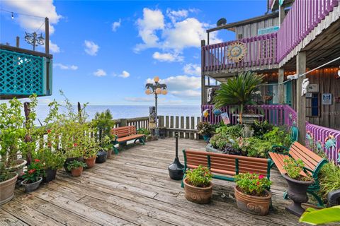 A home in CEDAR KEY