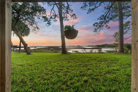 A home in CEDAR KEY