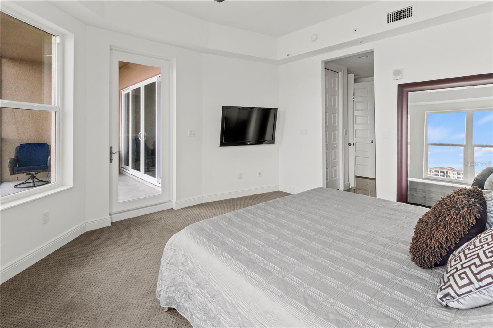 WATERFRONT AT MAIN STREET PH 2 - Residential Lease