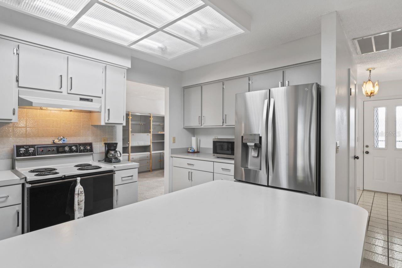 EMBASSY HILLS - Residential