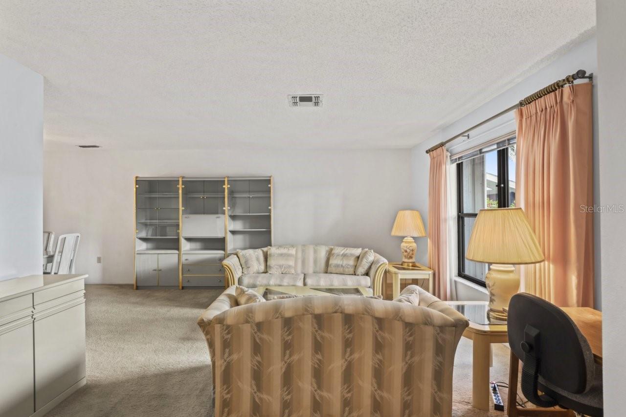 EMBASSY HILLS - Residential