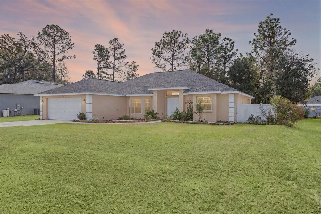 Photo of 7370 SW 129th Lane, Ocala, FL 34473 (MLS # O6392695)