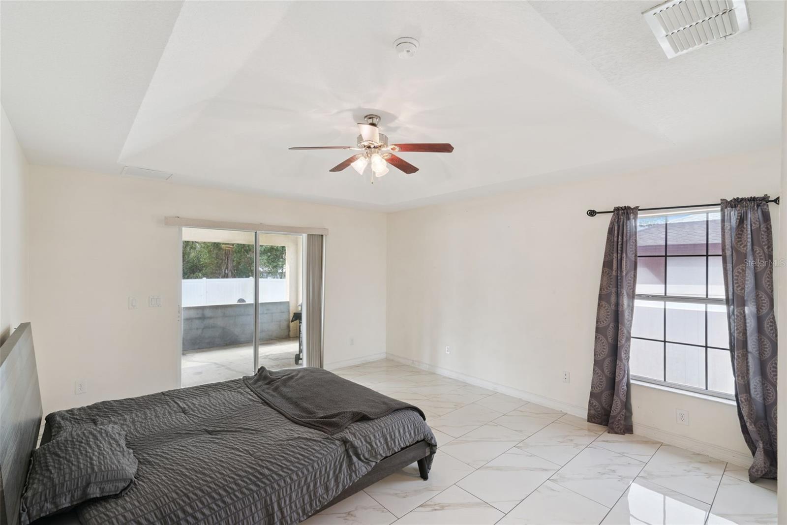 MARION OAKS UN 10 - Residential Lease