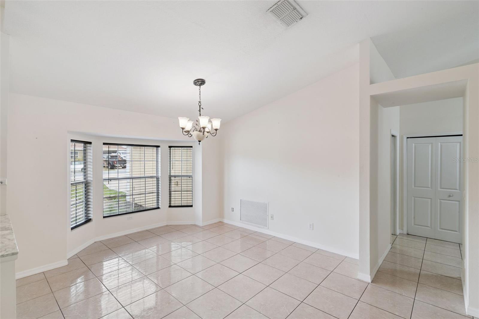 MARION OAKS UN 10 - Residential Lease