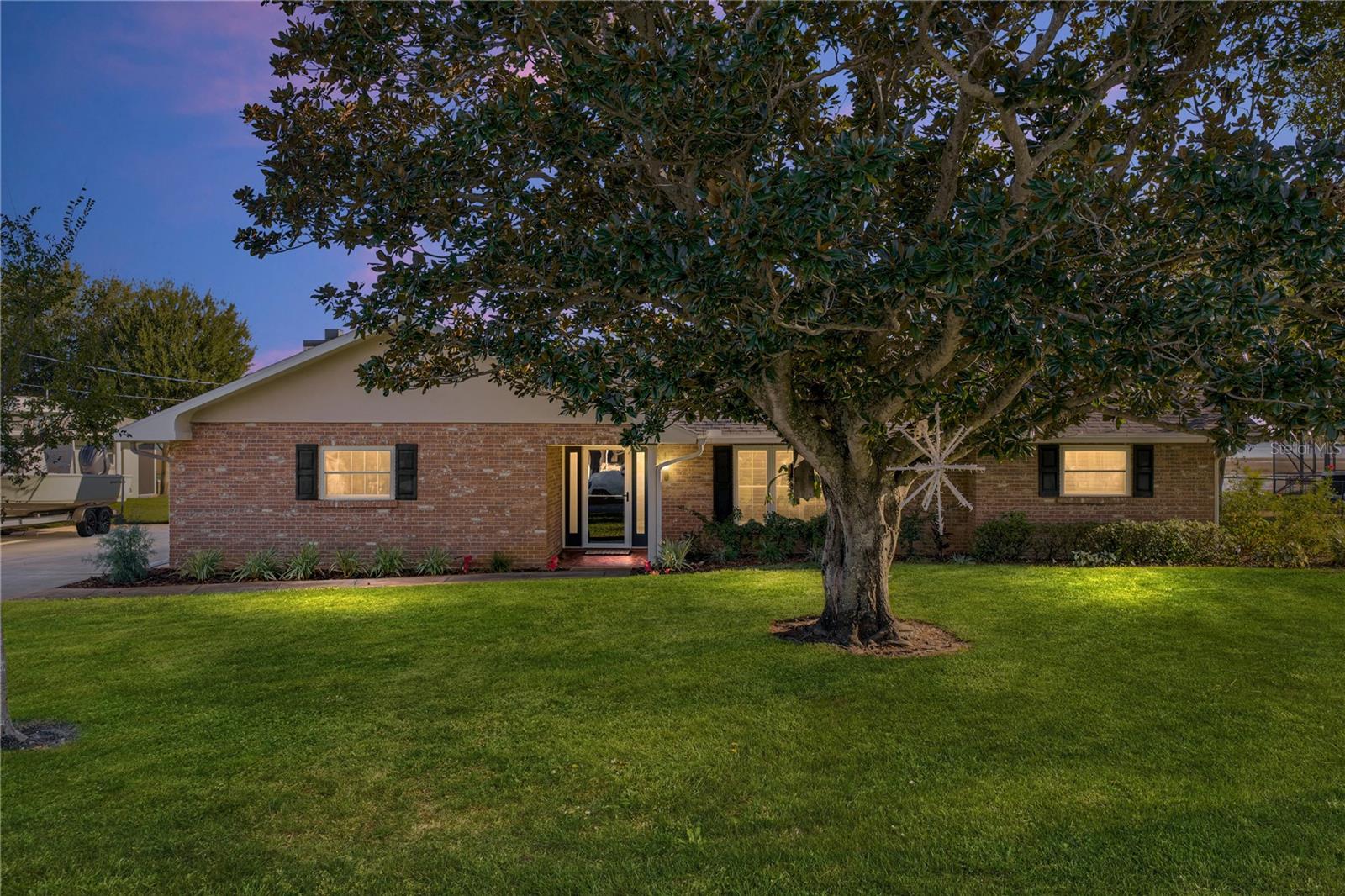 CROOKED LAKE PARK TR 03 - Residential