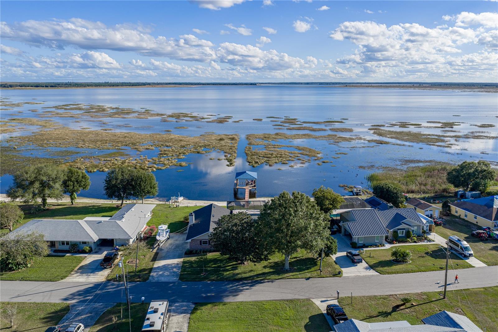 CROOKED LAKE PARK TR 03 - Residential