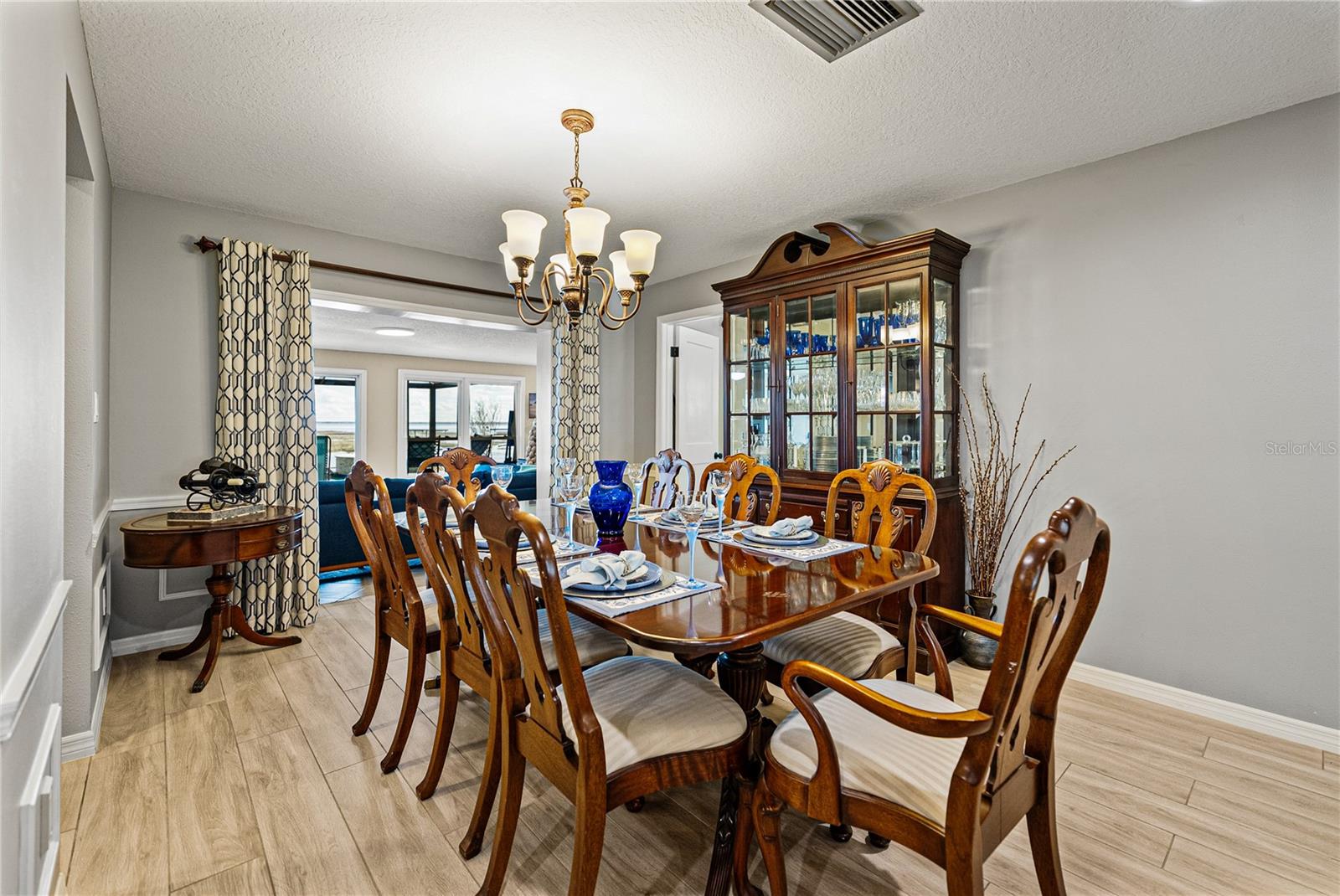 CROOKED LAKE PARK TR 03 - Residential