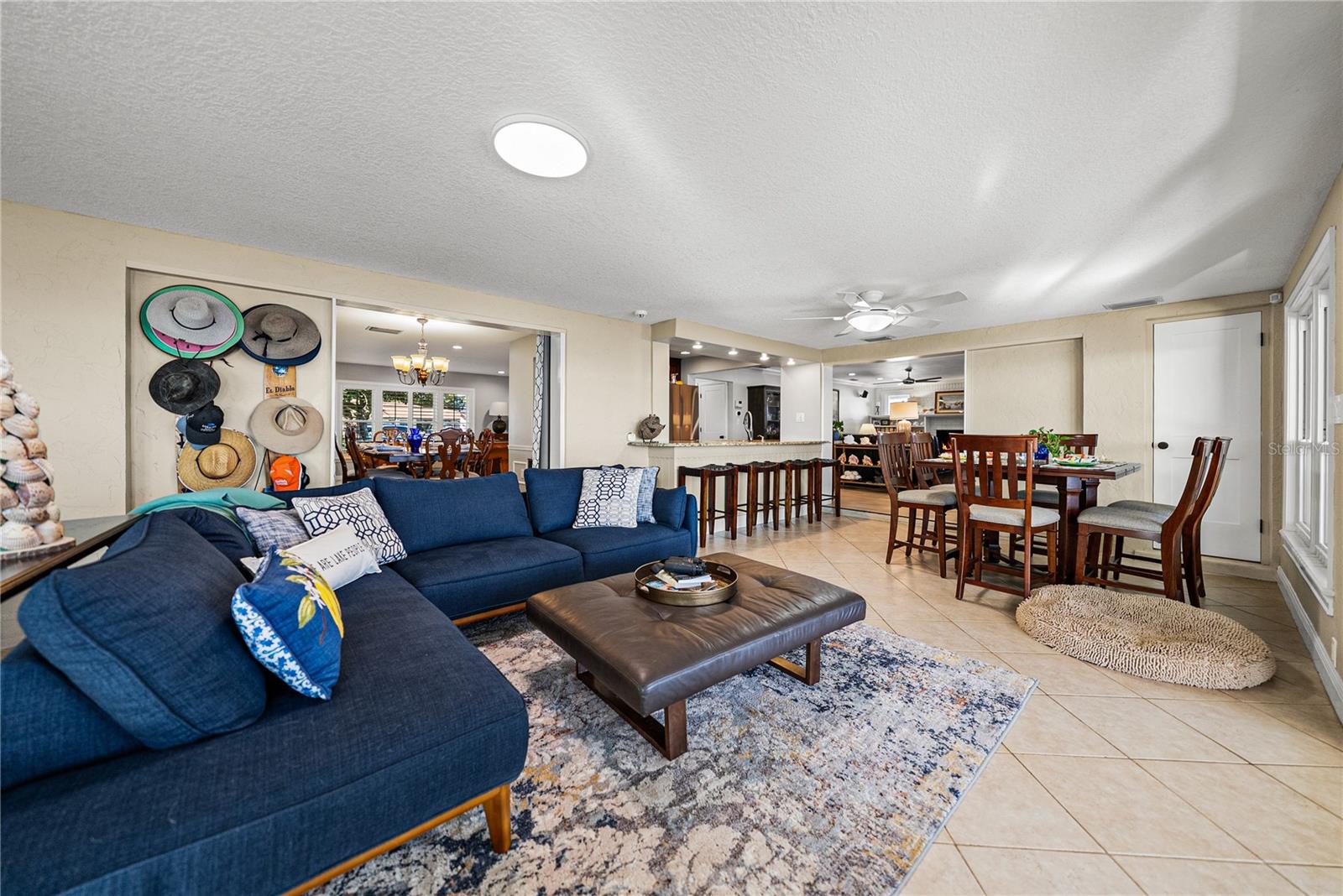 CROOKED LAKE PARK TR 03 - Residential