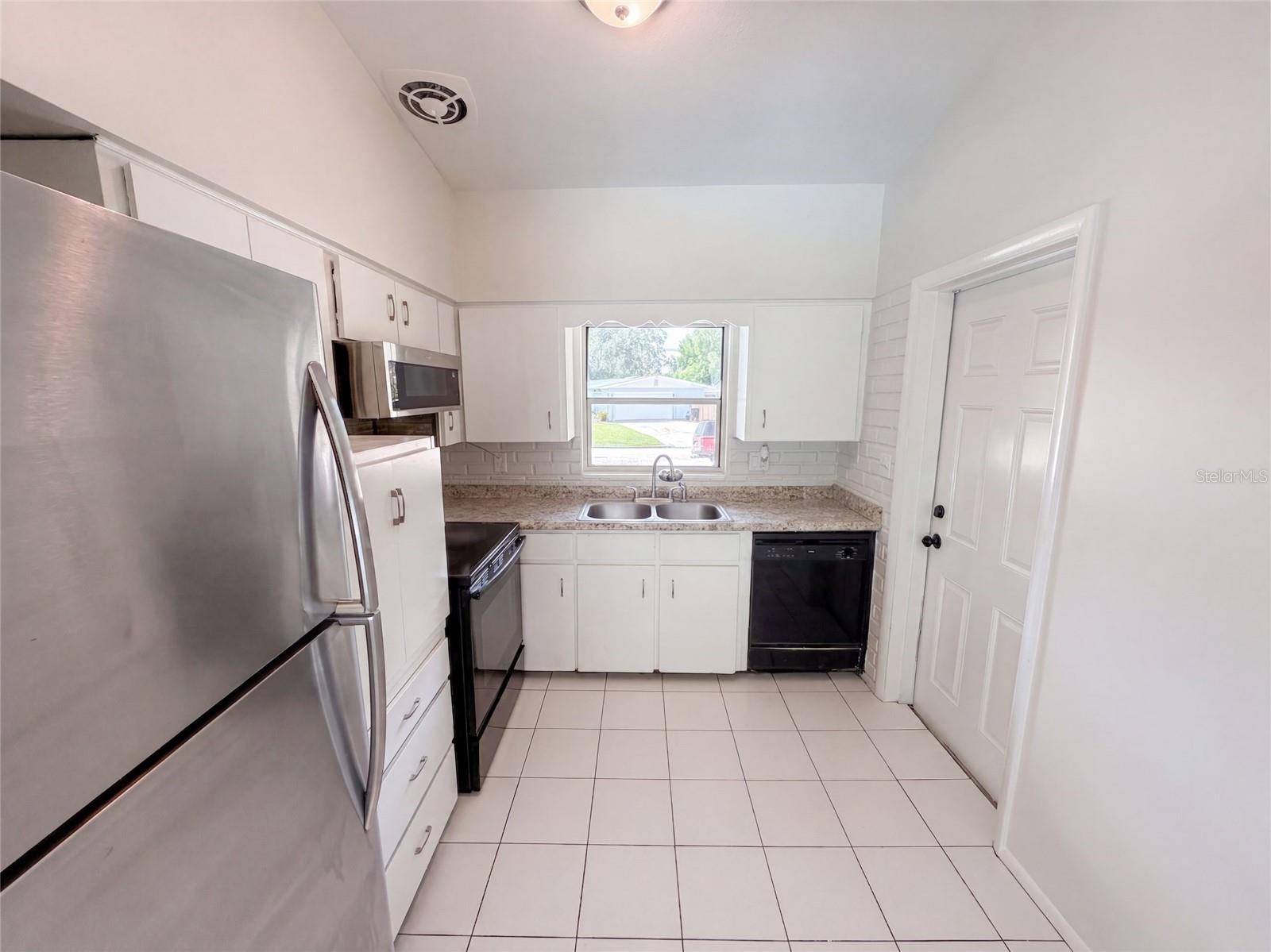 4511 MONTCLAIR ROAD