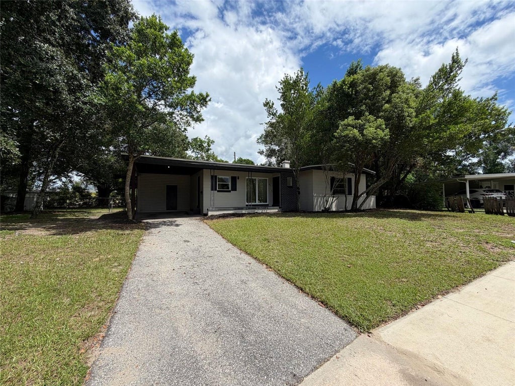 Photo of 4511 Montclair Road, Orlando, FL 32812 (MLS # O6439882)