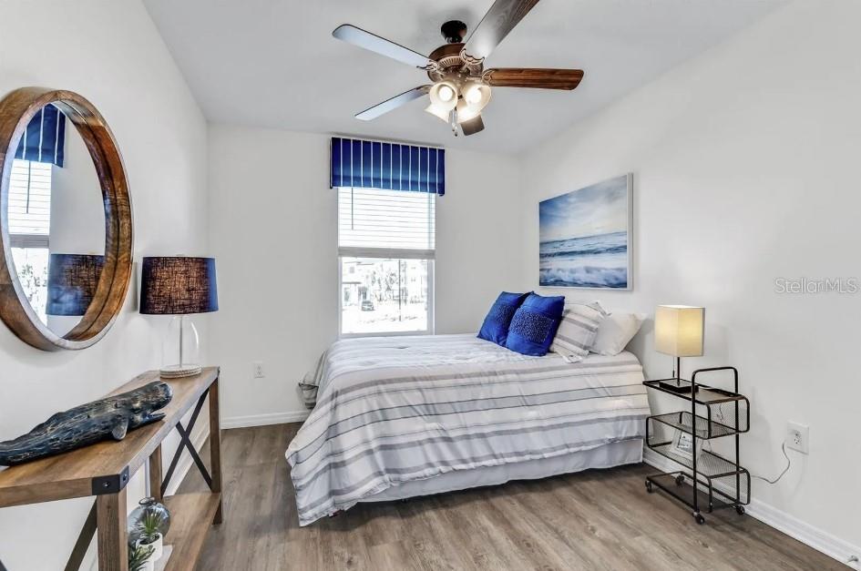 LAUREL COMMONS - Residential Lease