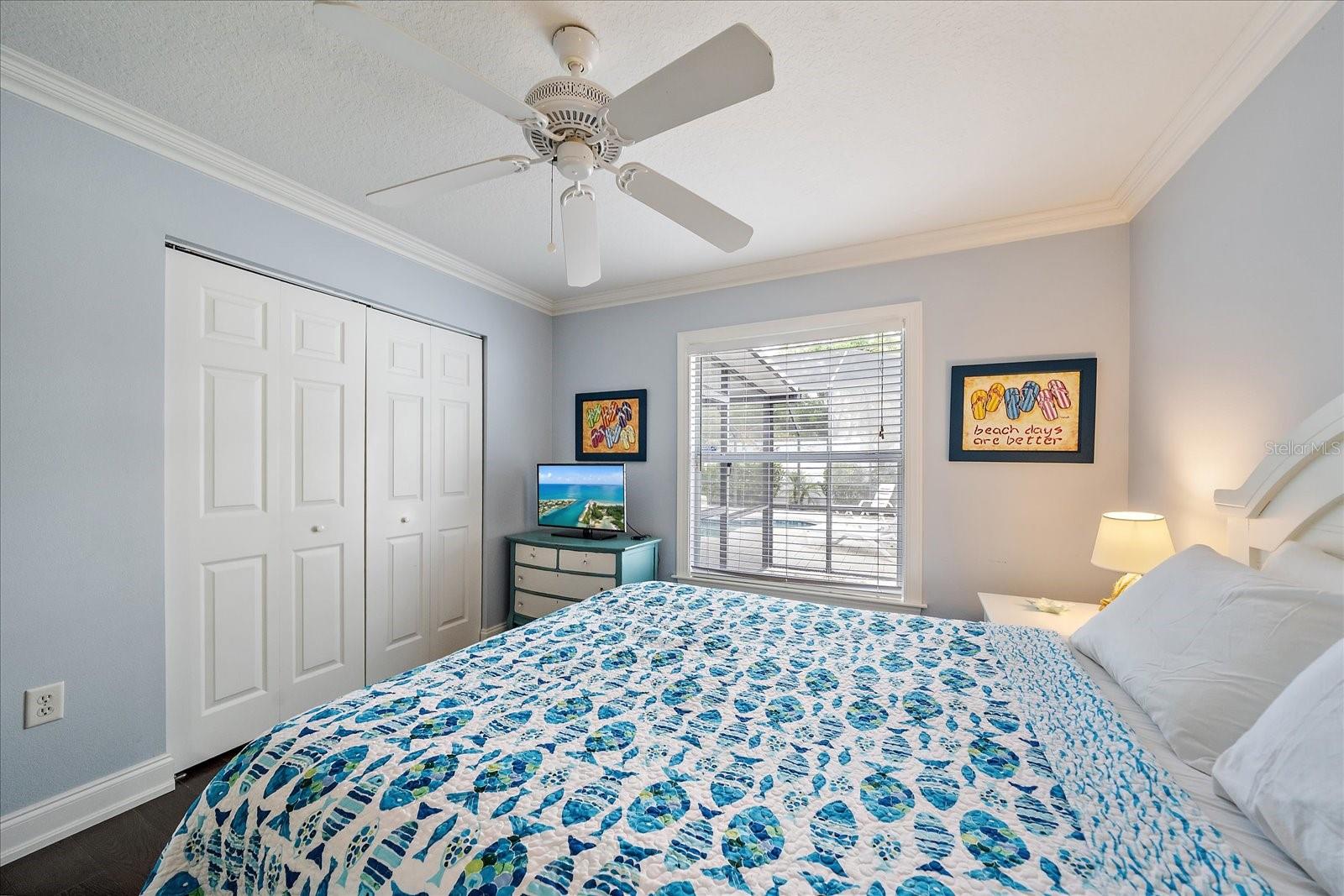 COLONIAL TERRACE - Residential