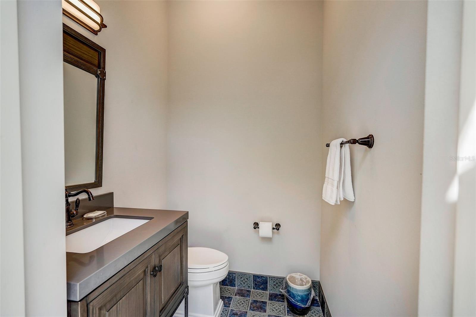SAINT ARMANDS DIV JOHN RINGLING ESTATES - Residential