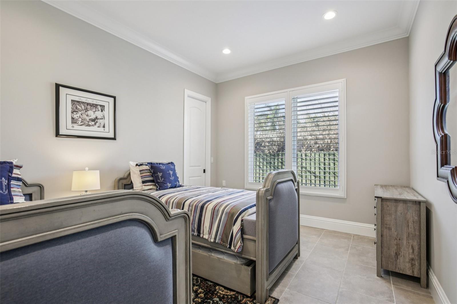 SAINT ARMANDS DIV JOHN RINGLING ESTATES - Residential