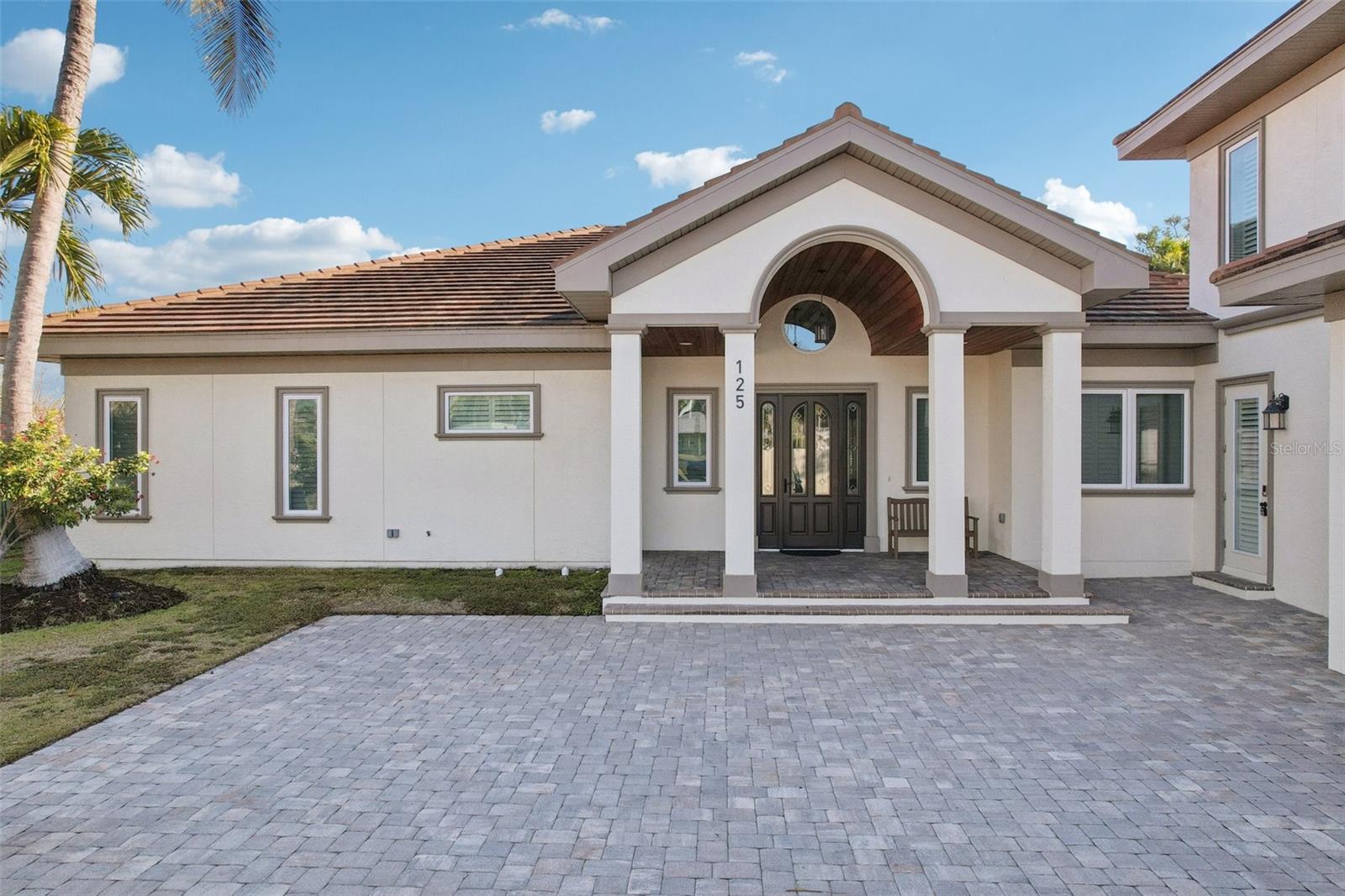 SAINT ARMANDS DIV JOHN RINGLING ESTATES - Residential