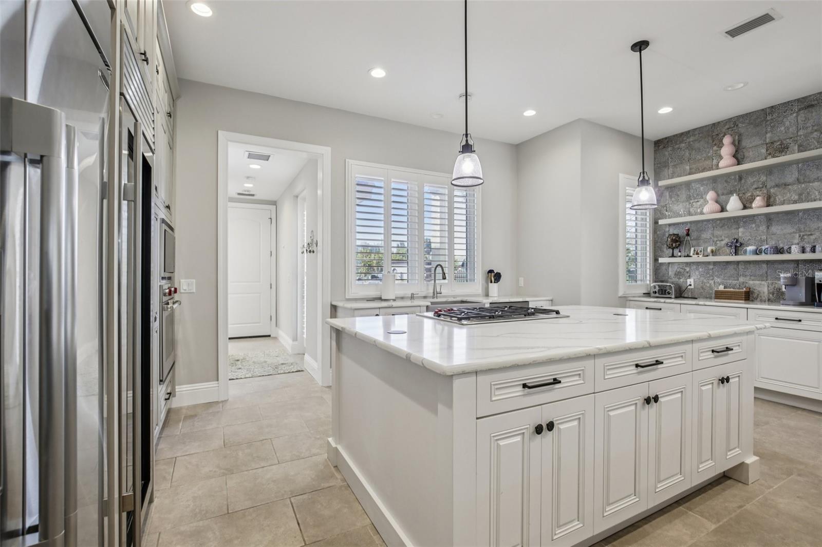 SAINT ARMANDS DIV JOHN RINGLING ESTATES - Residential