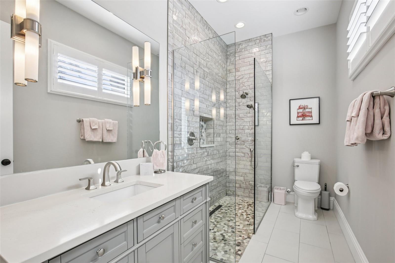 SAINT ARMANDS DIV JOHN RINGLING ESTATES - Residential