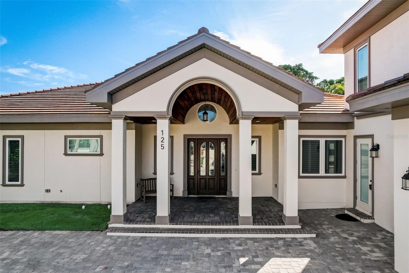 SAINT ARMANDS DIV JOHN RINGLING ESTATES - Residential