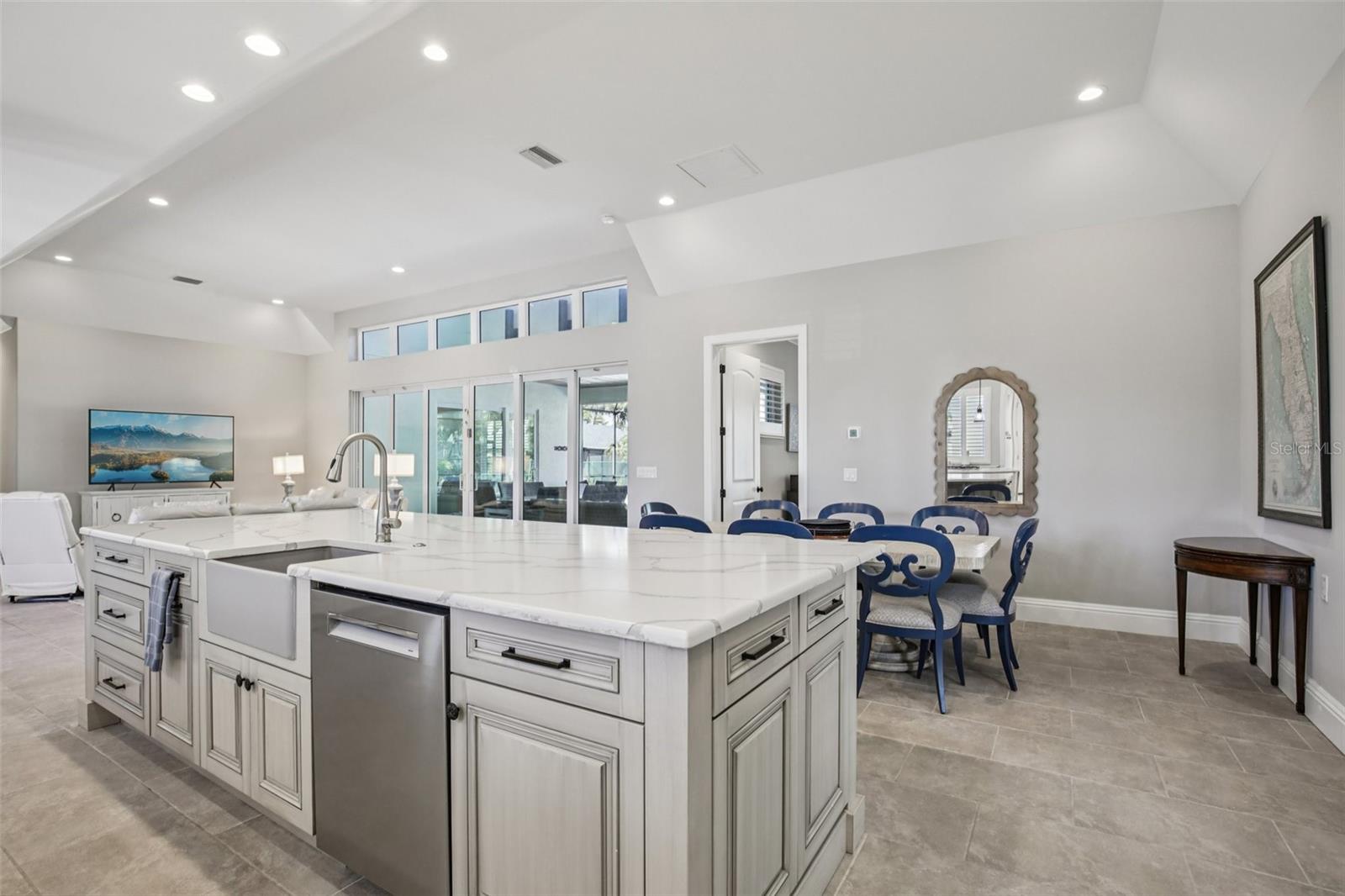 SAINT ARMANDS DIV JOHN RINGLING ESTATES - Residential