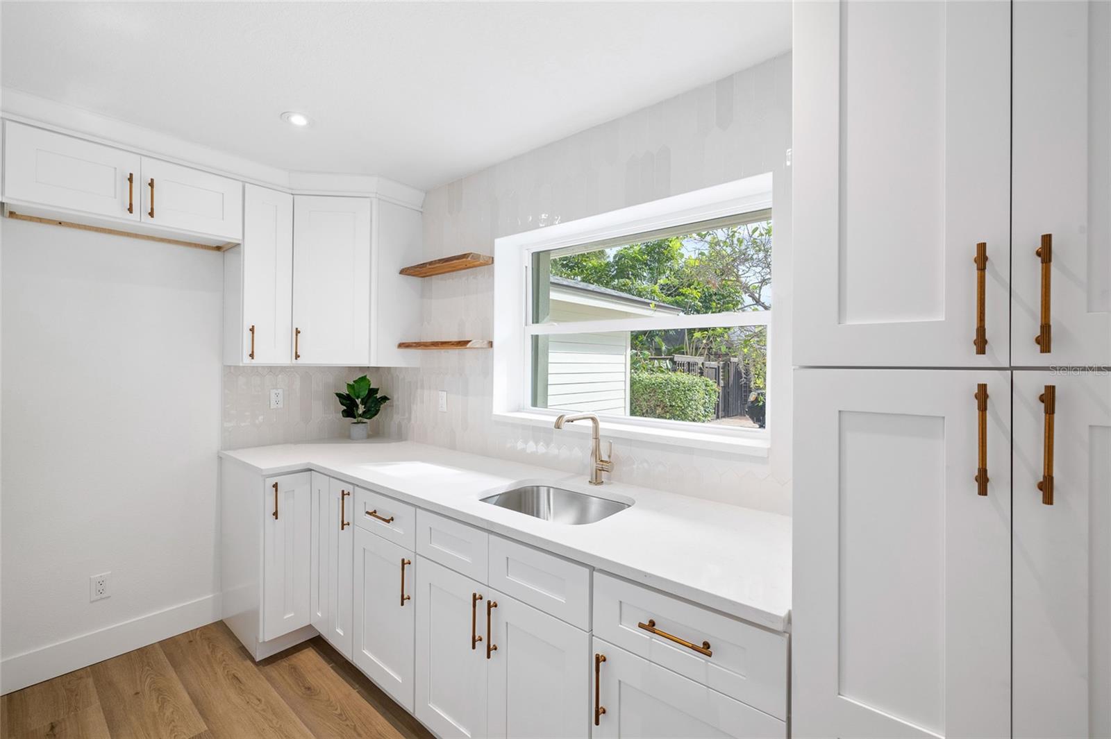 CARROLLWOOD VILLAGE SEC 1 - Residential