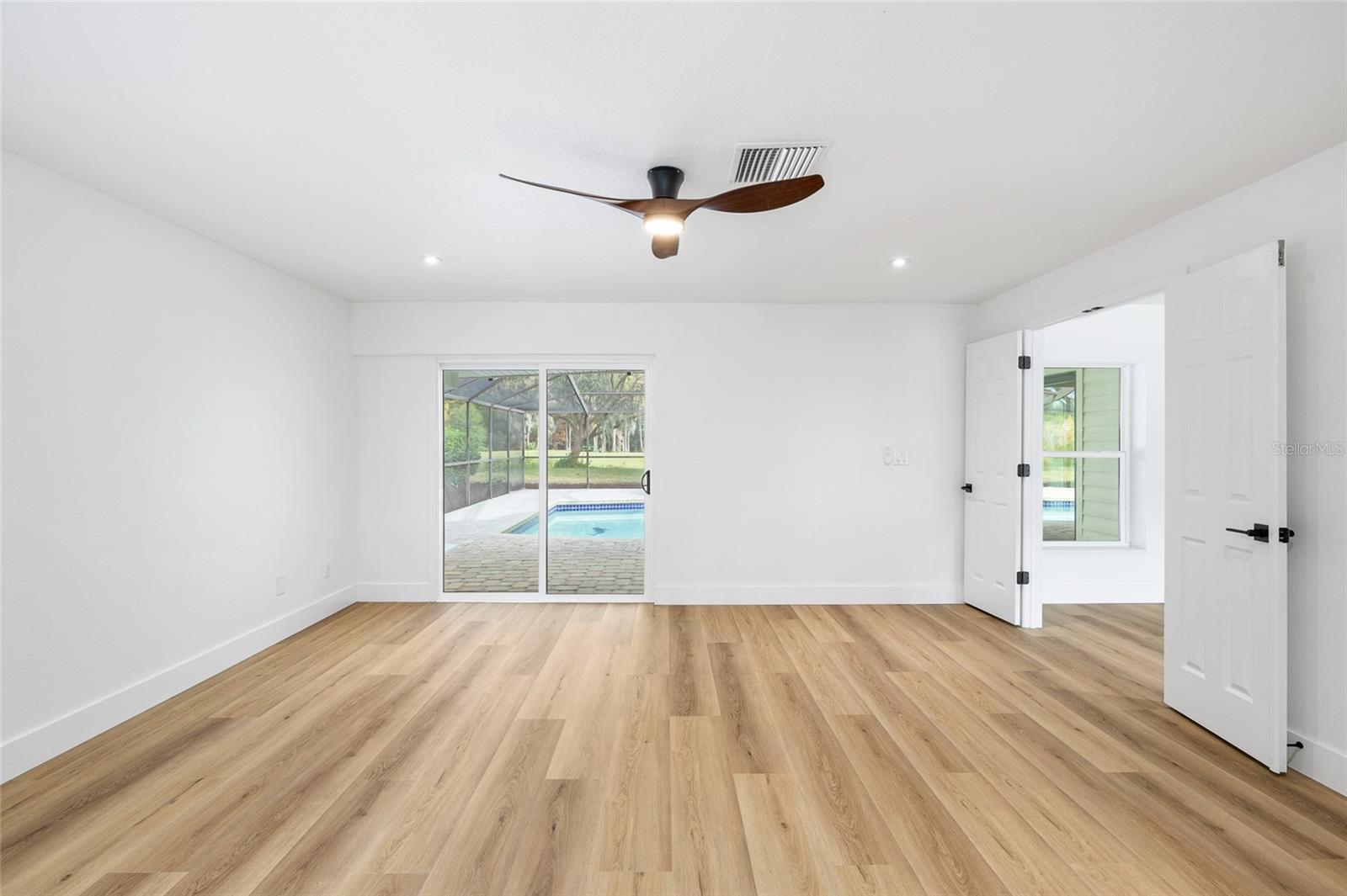 CARROLLWOOD VILLAGE SEC 1 - Residential