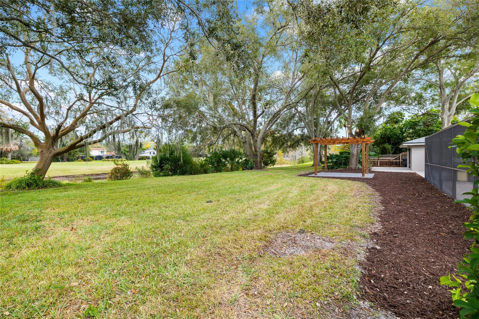 CARROLLWOOD VILLAGE SEC 1 - Residential