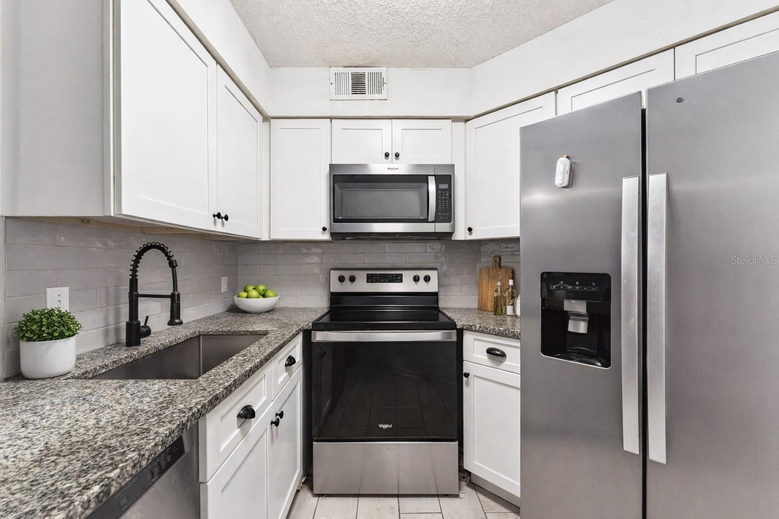 SOUTHPOINTE CONDO - Residential