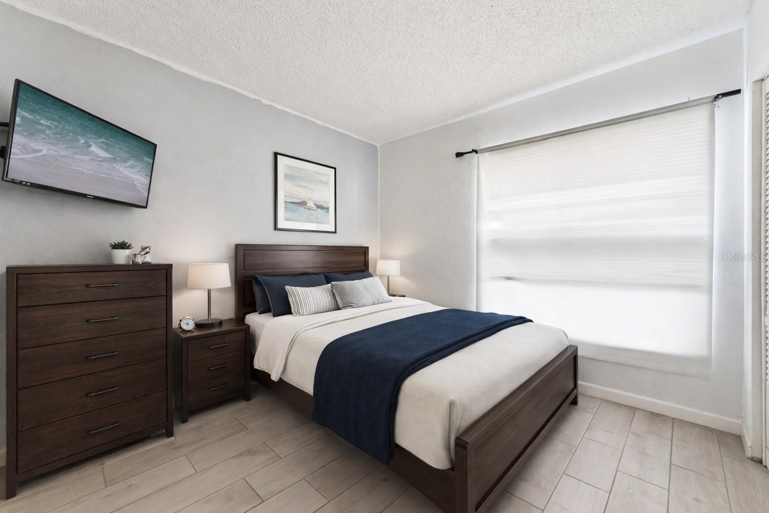 SOUTHPOINTE CONDO - Residential