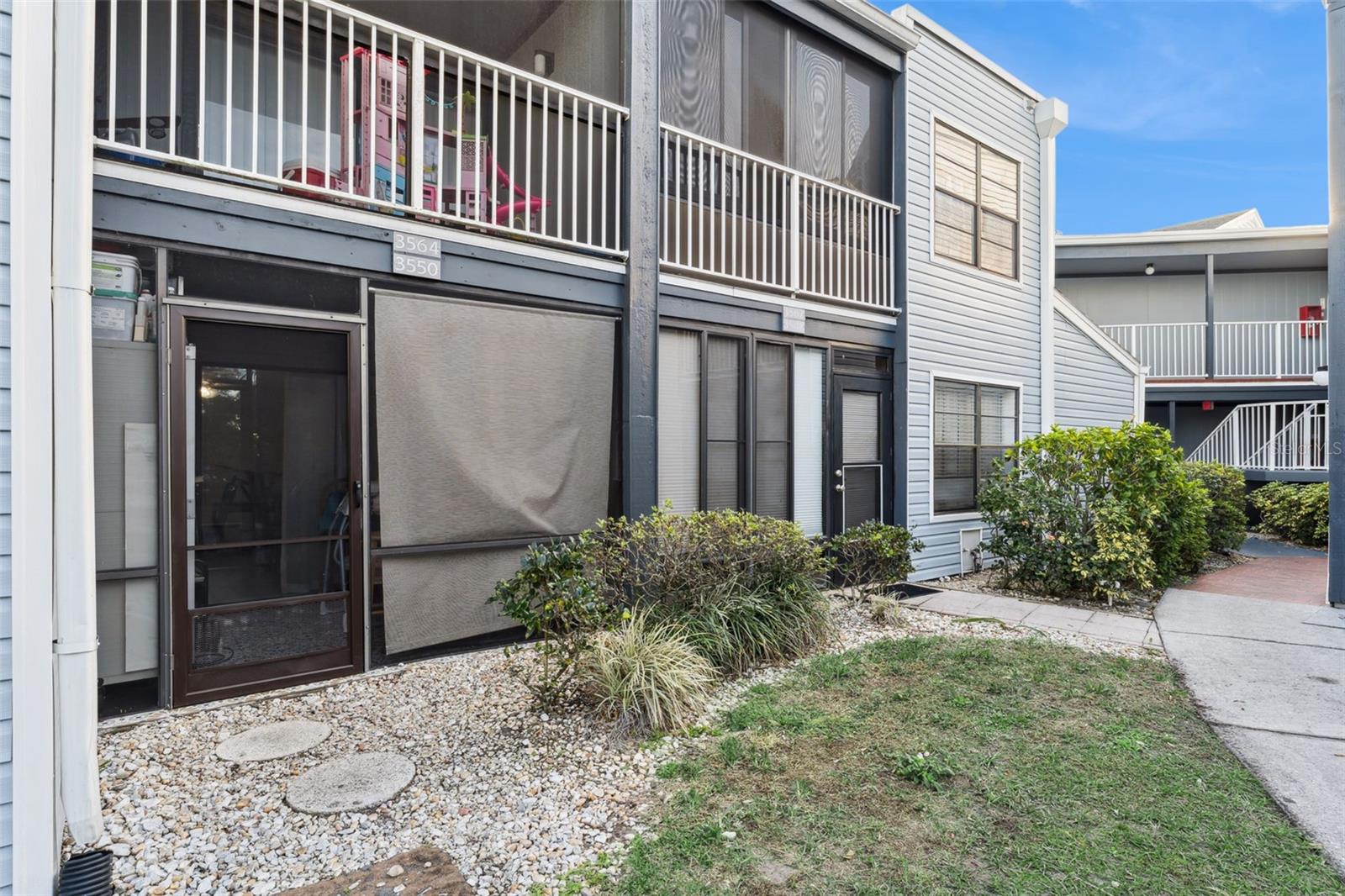 SOUTHPOINTE CONDO - Residential